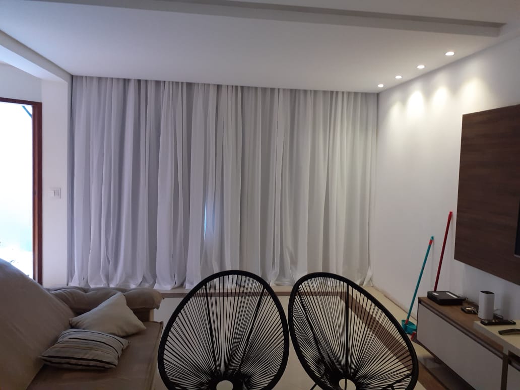 1 Cortina de forro blackout 100% branco gelo -  Para Trilho suisso Max Simples  5,00x2,38 - Cortina em 2 partes - Cliente Regiane (G) 