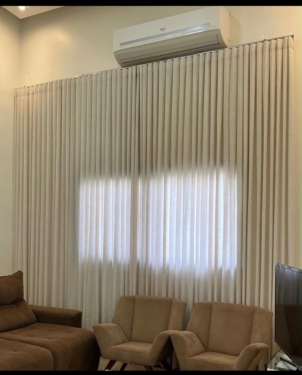 1 Cortina de Gaze de Linho Off White Com Forro Microfibra Pérola - Para Trilho Suisso Max SIMPLES- Cortina: 7,00 x 2,78 - em 2 partes Barra de 6cm - Cliente Natalia (D)