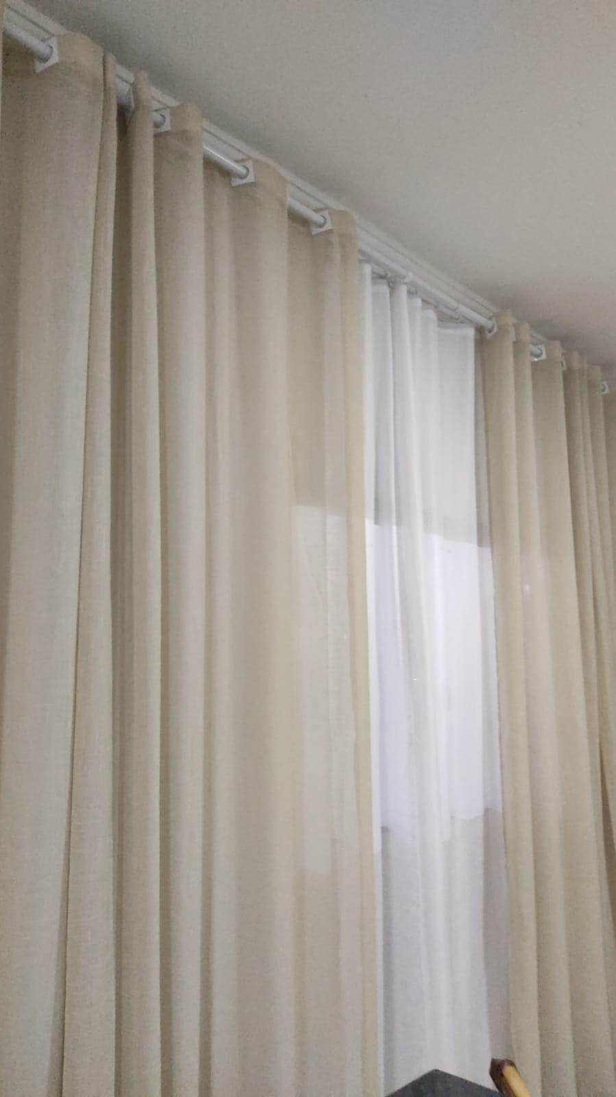 Cortina de Gaze de Linho Off White com Forro Blackout 70% bege - Para Varão Duplo com ilhós 3,00 x 2,25 ( Cliente Ana Clara ) ( D )