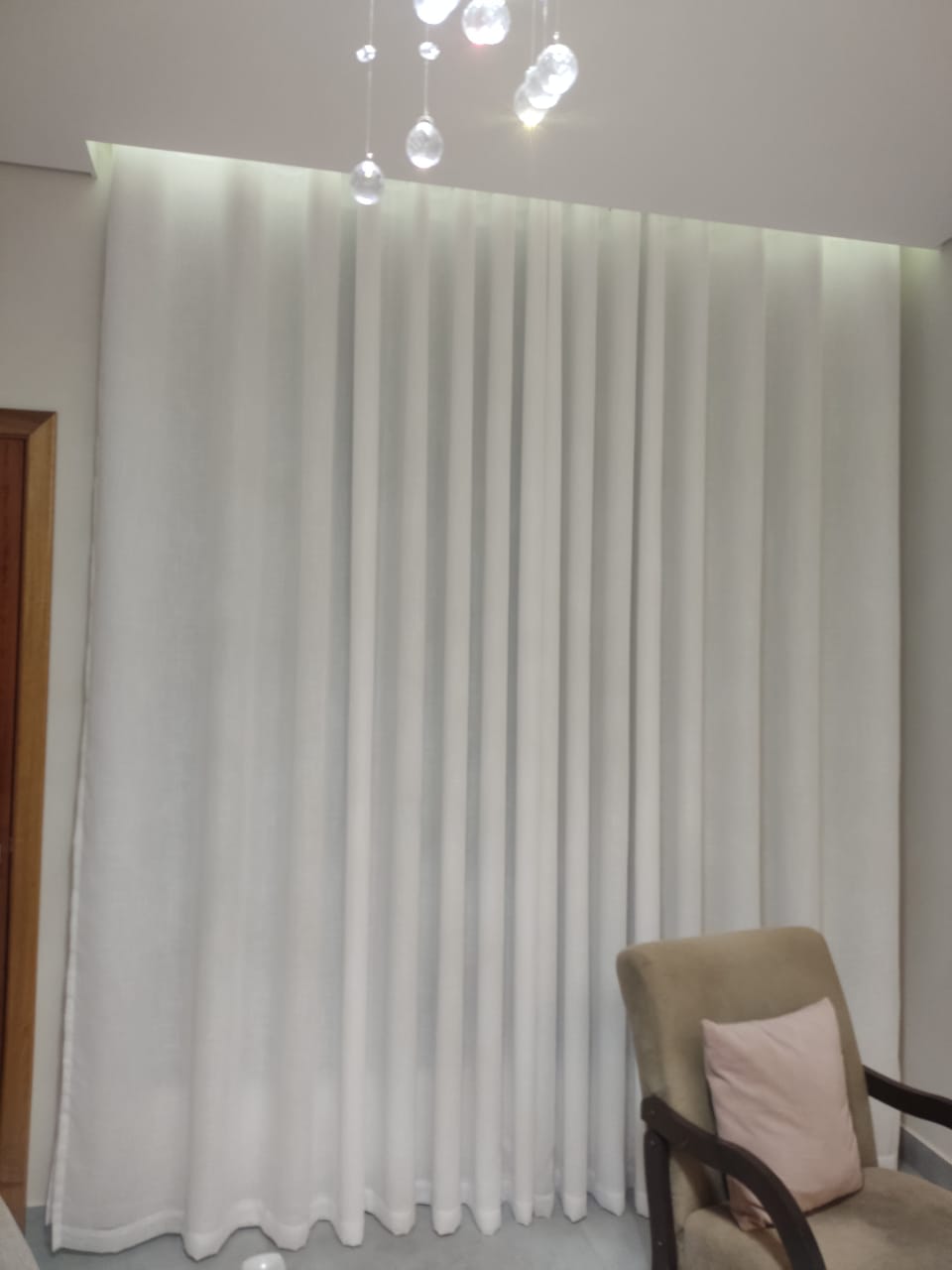 Cortina de Jacquard Maquinetado Branco sem Forro - Para Trilho Suisso Max Simples  7,00x2,63 (Ver descrição) W
