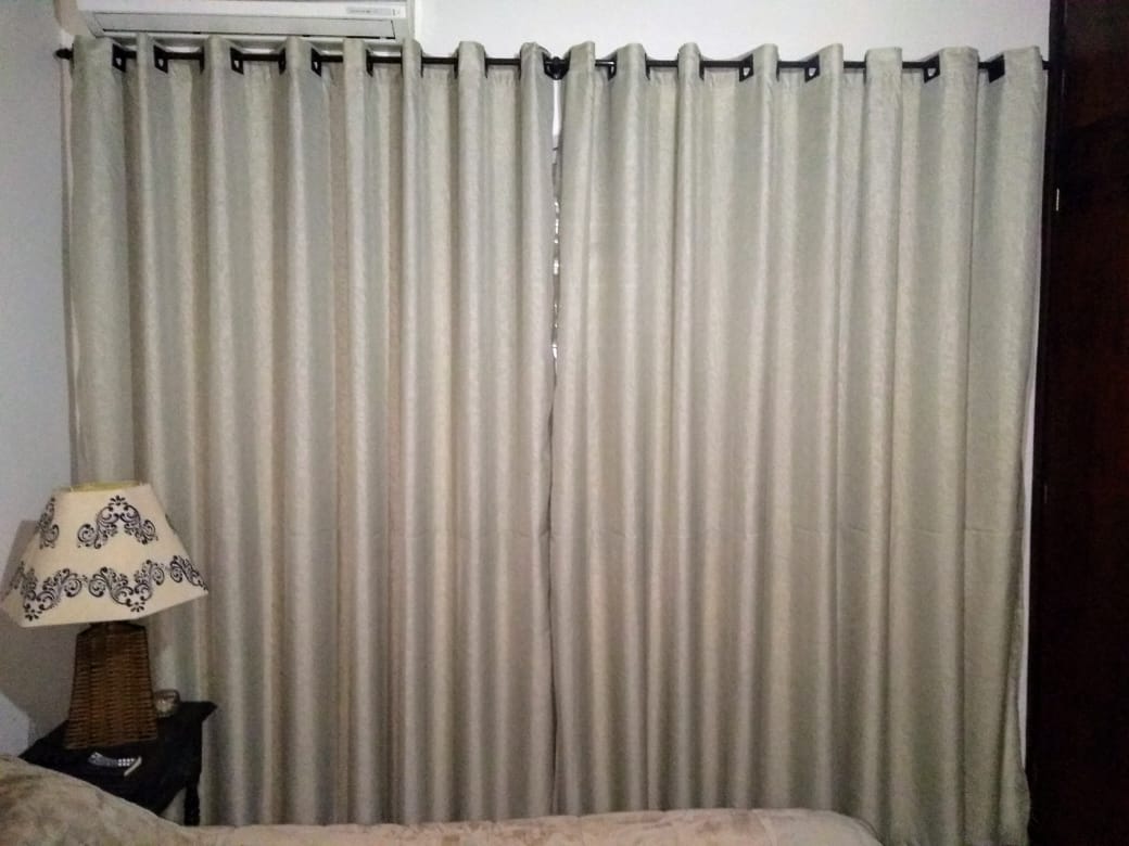 Kit de 3 Cortinas de Voil Liso perola com Forro Micorifibra bege  - Para Varão Simples com ilhós Marfim ( Cliente Rosana ) ( D )