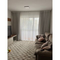 Cortina de Gaze de Linho Branco com Forro Blackout 70 Branco Gelo - Para Trilho Suíço Max DUPLO - Gaze: 7,00 x 2,68 Blackout: 3,00 x 2,68 Barra de 6cm, cortina em 2 partes Cordão Limitador Incluso, Cliente Edilaine (G)